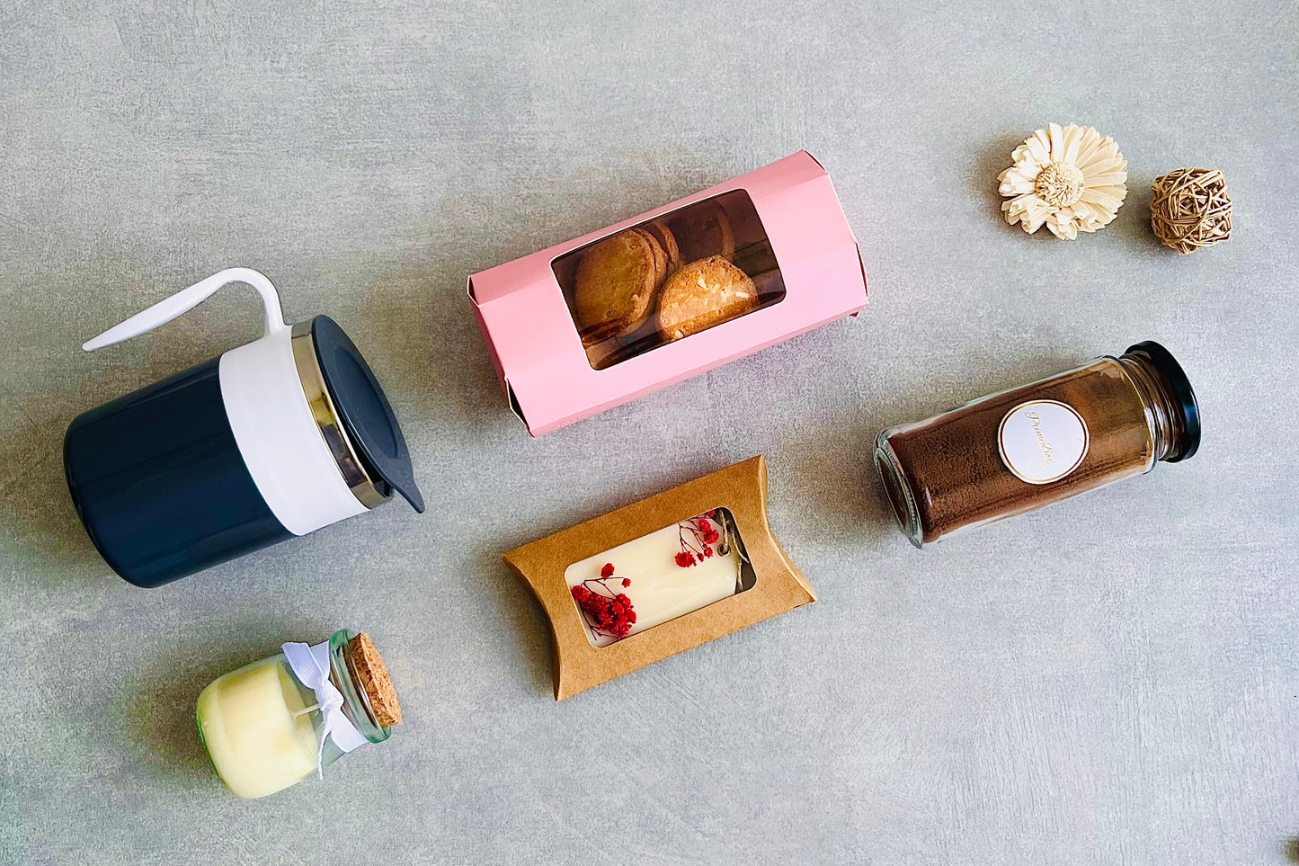 Cuddle & Crumble Gift Box