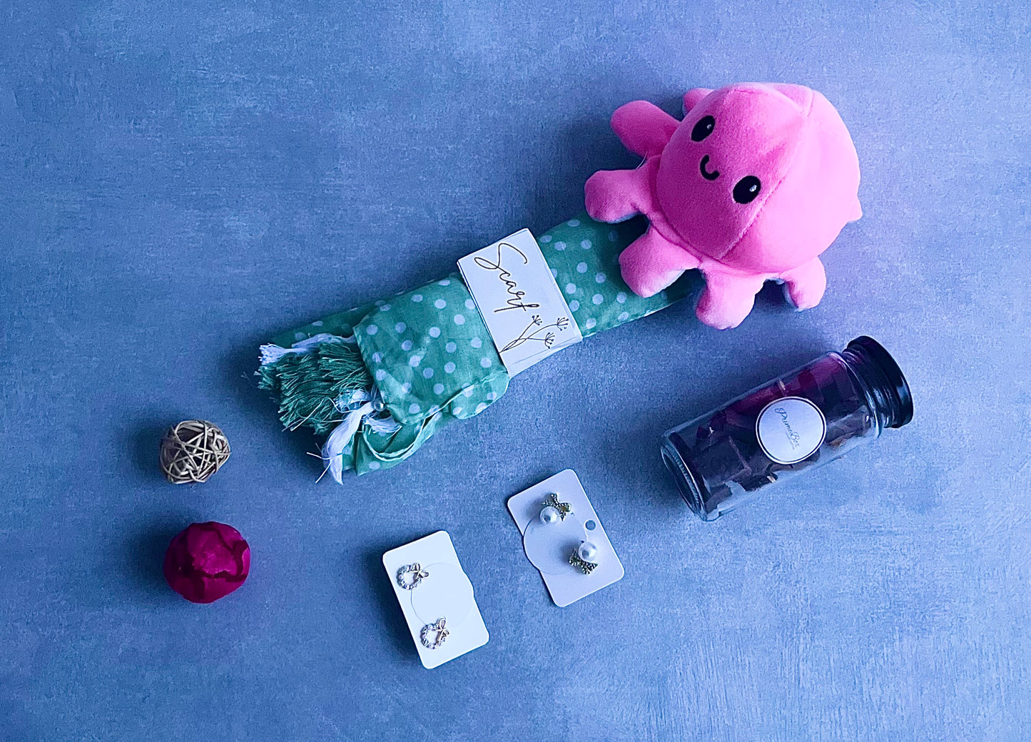 Sweet Snuggle Gift Box