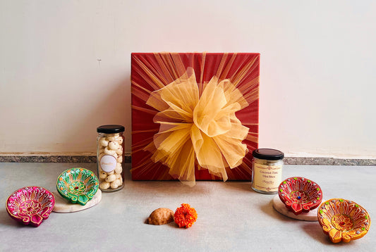 Golden Glow Treats Gift Box